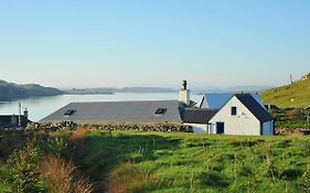 Tigh Bhisa Blackhouse